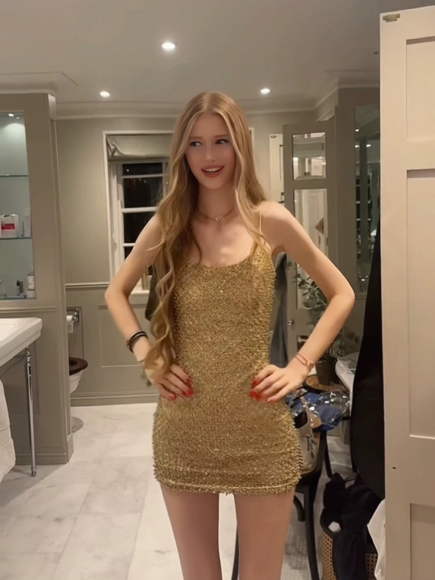 Sparkly Rhinestone Club Party Dress - Women Sparkly Rhinestone Embellished Bodycon Mini